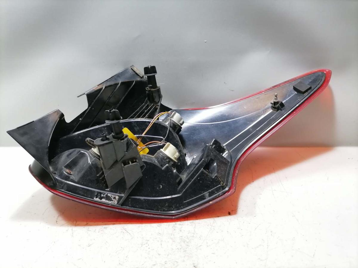 Ford Focus 3 original R&uuml;cklicht R&uuml;ckleuchte Schlussleuchte links Flie&szlig;heck Facelift Bj.2018